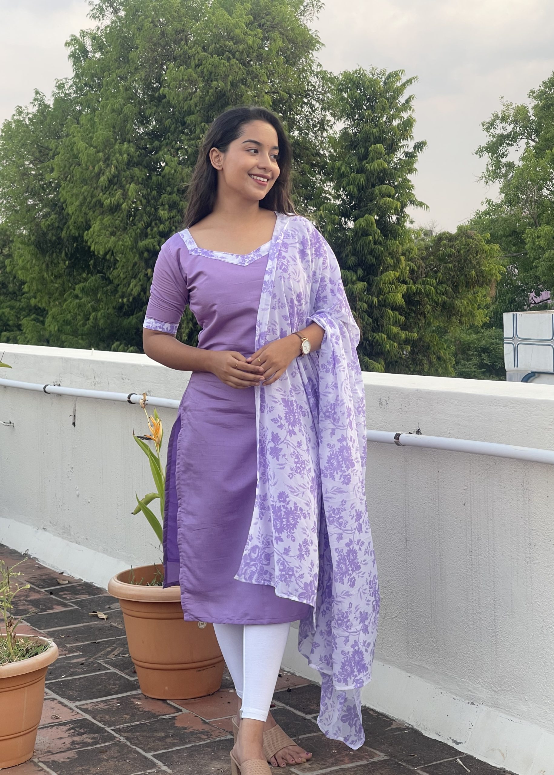 Premium Kurti Sets – Lilac With White