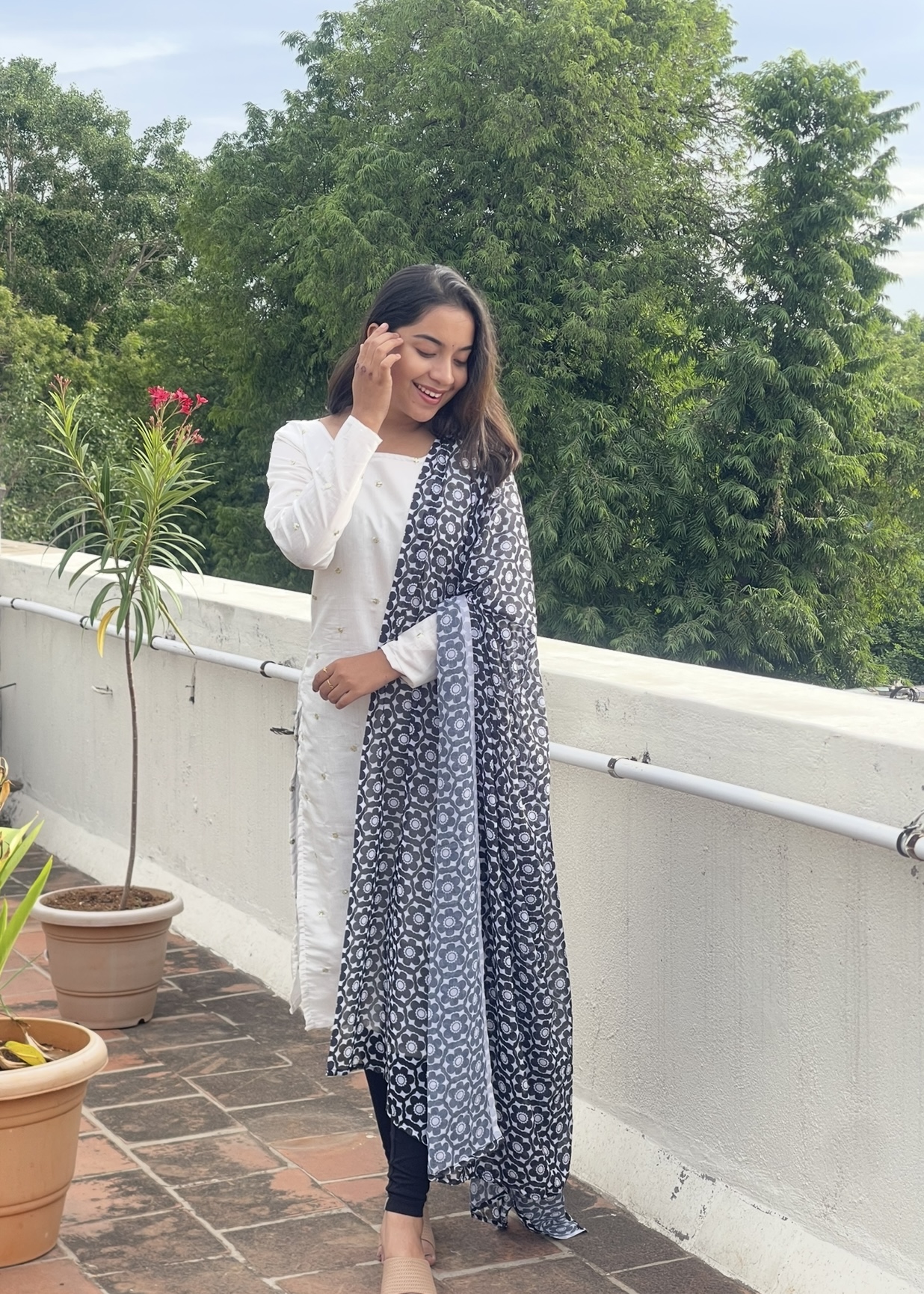 Premium Sets ( White & Black )