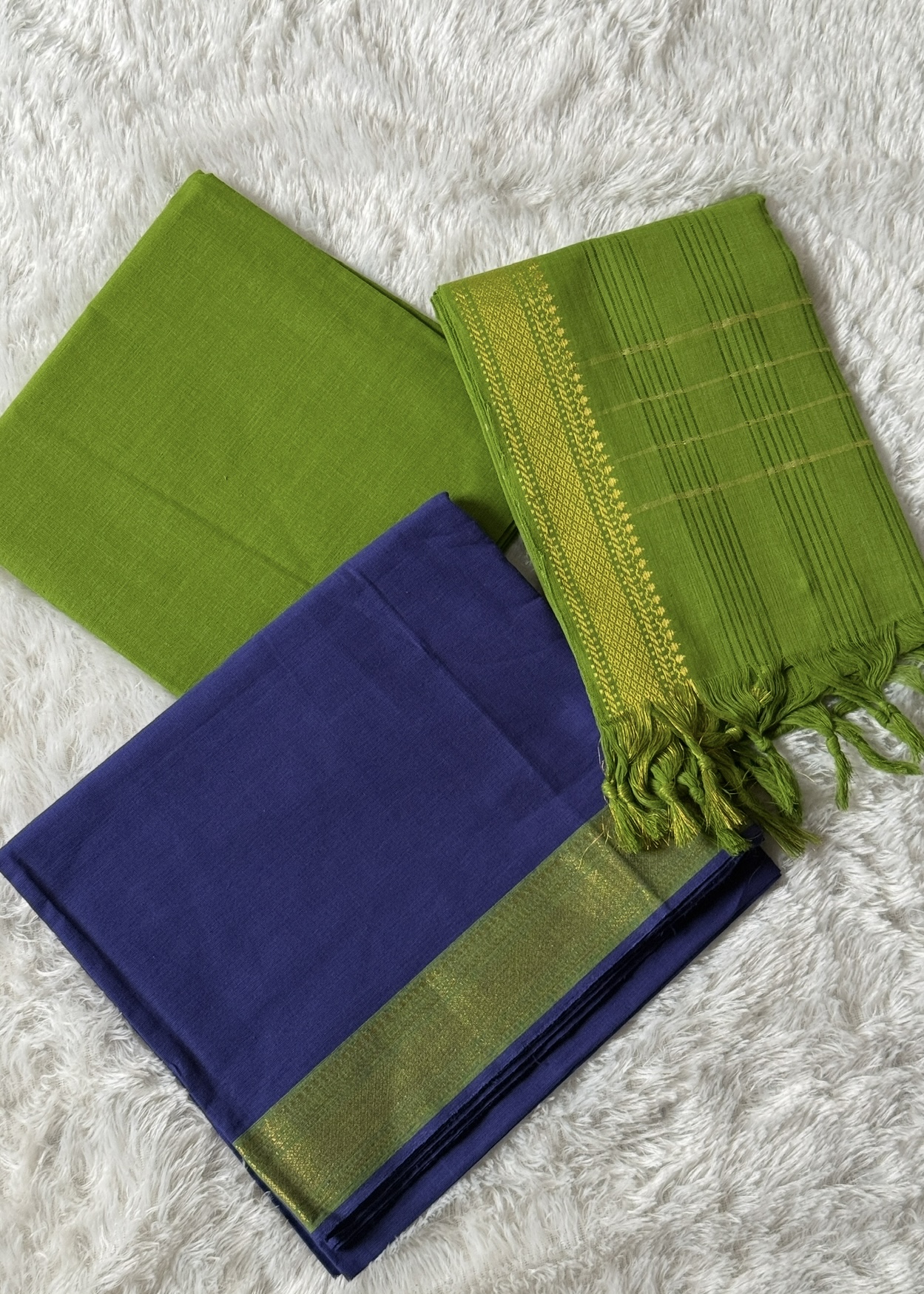 Mangalgiri Cotton ( Unstitched ) – Blue & Parrot Green