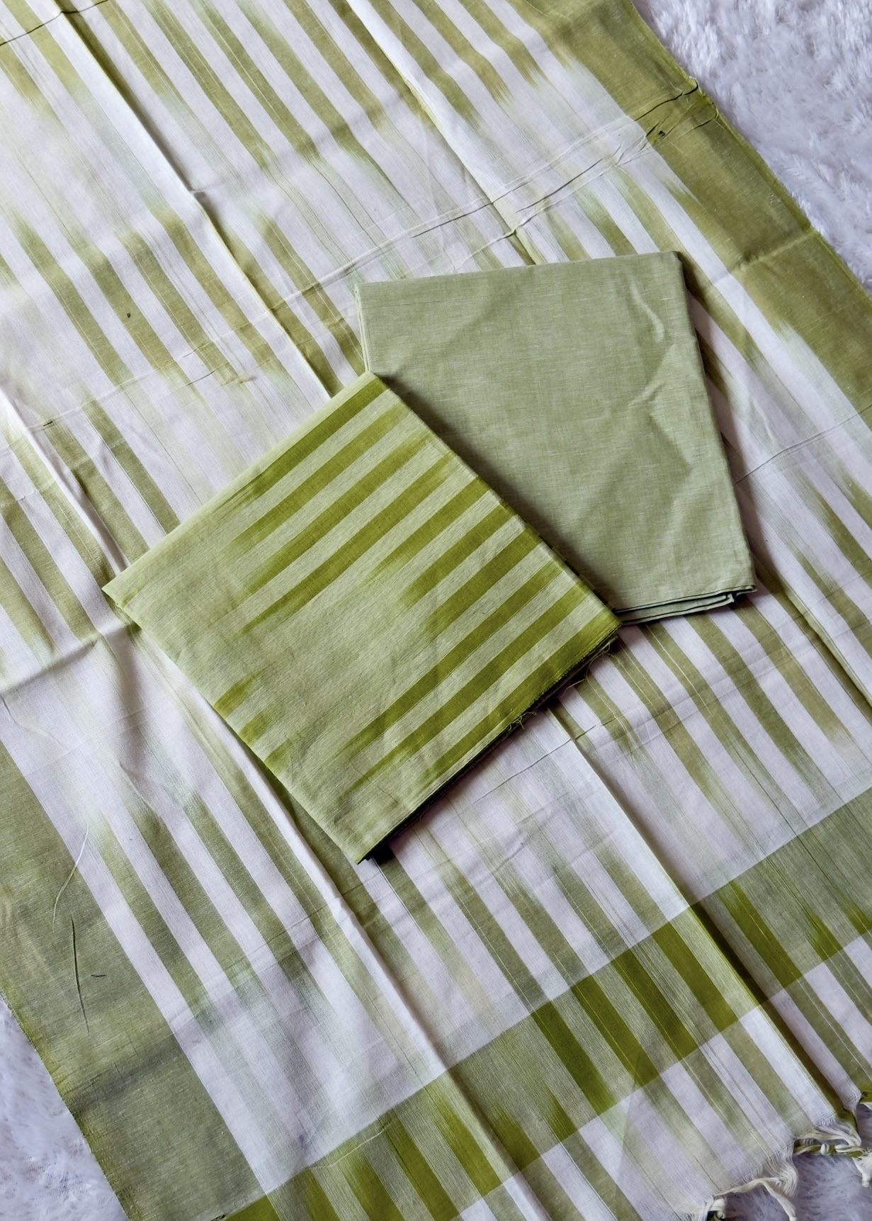 Ikkat Cotton ( Unstitched ) – Green