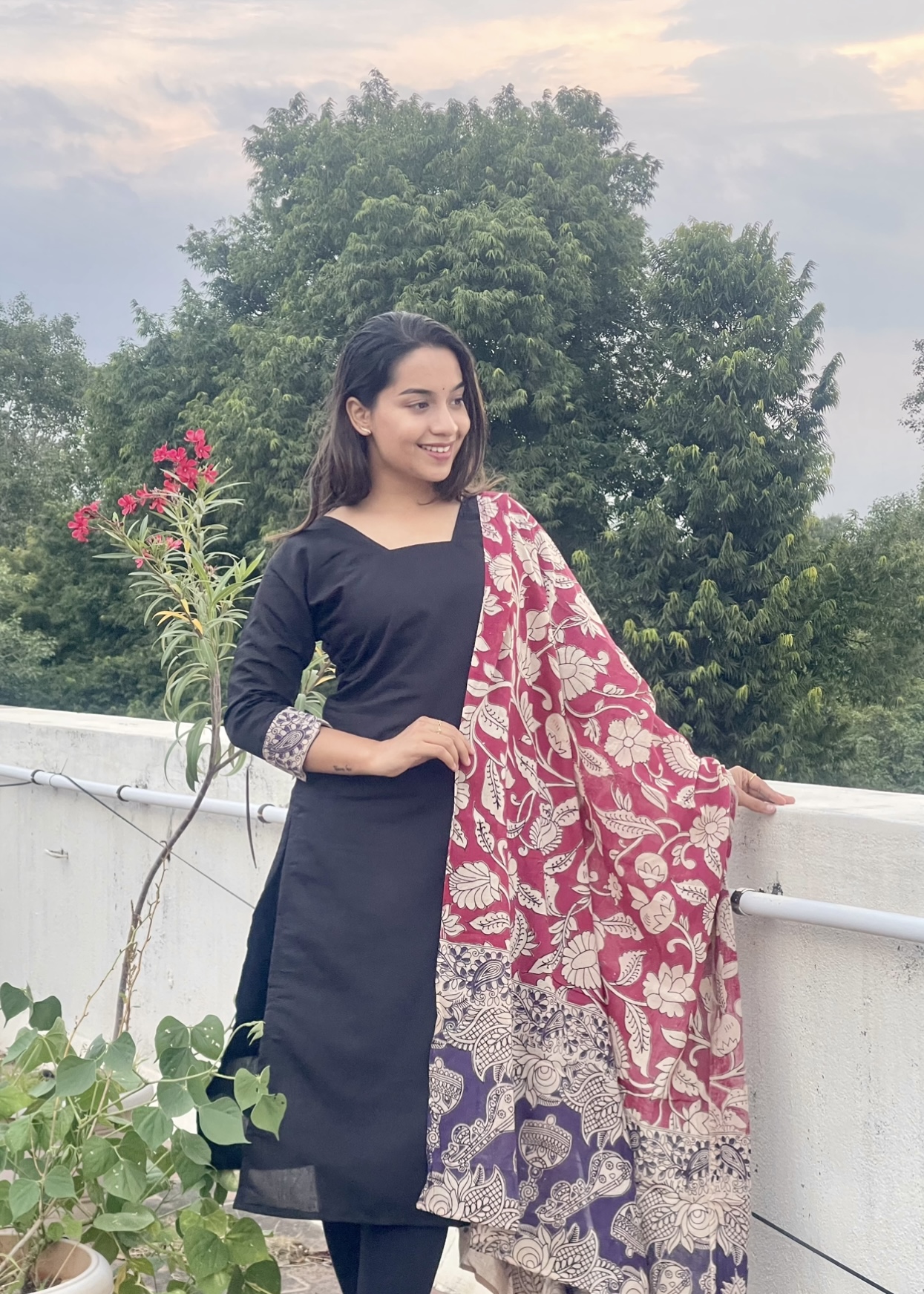 Kurti & Kalamkari dupatta