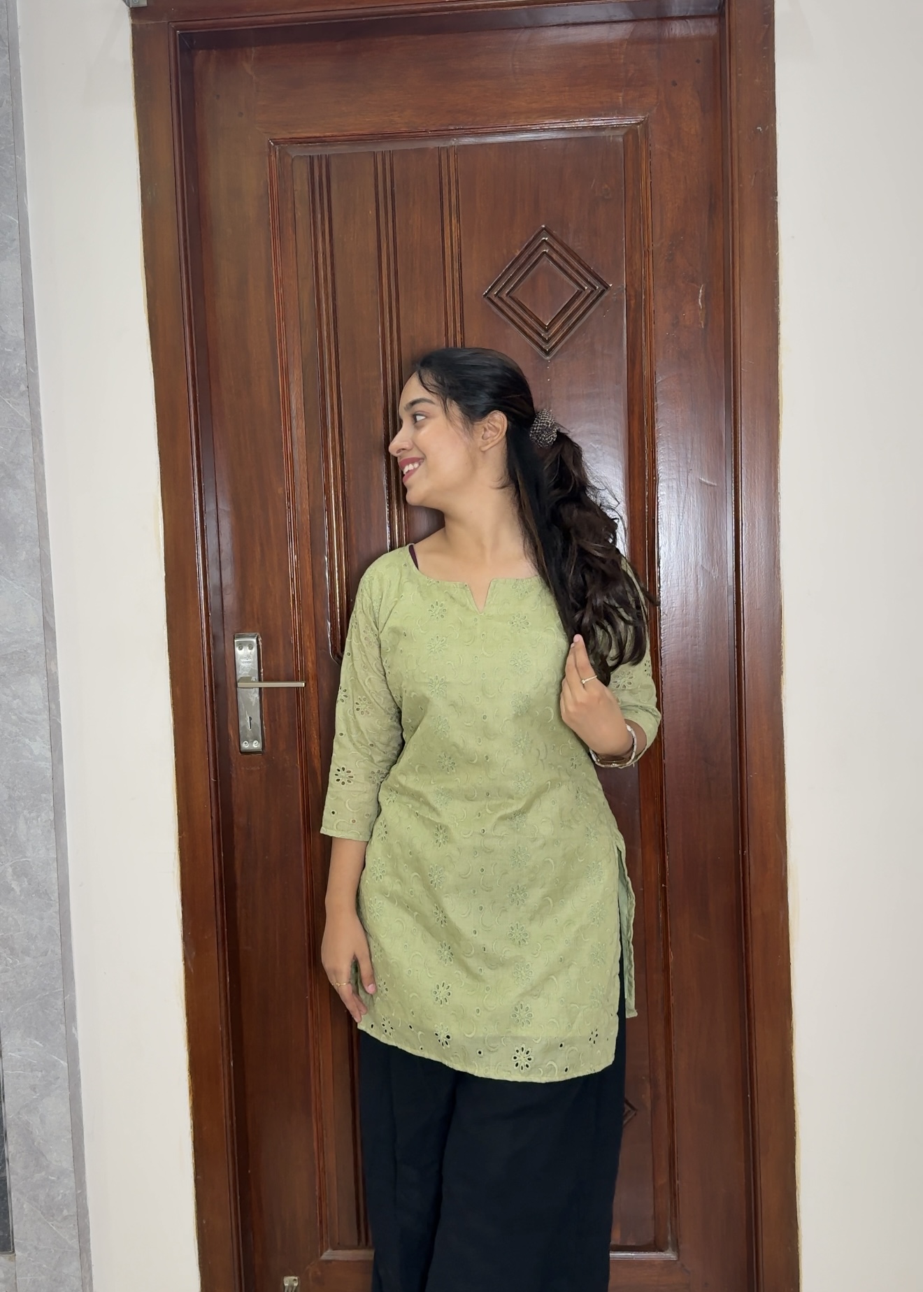 Hakoba short kurti - Pista green