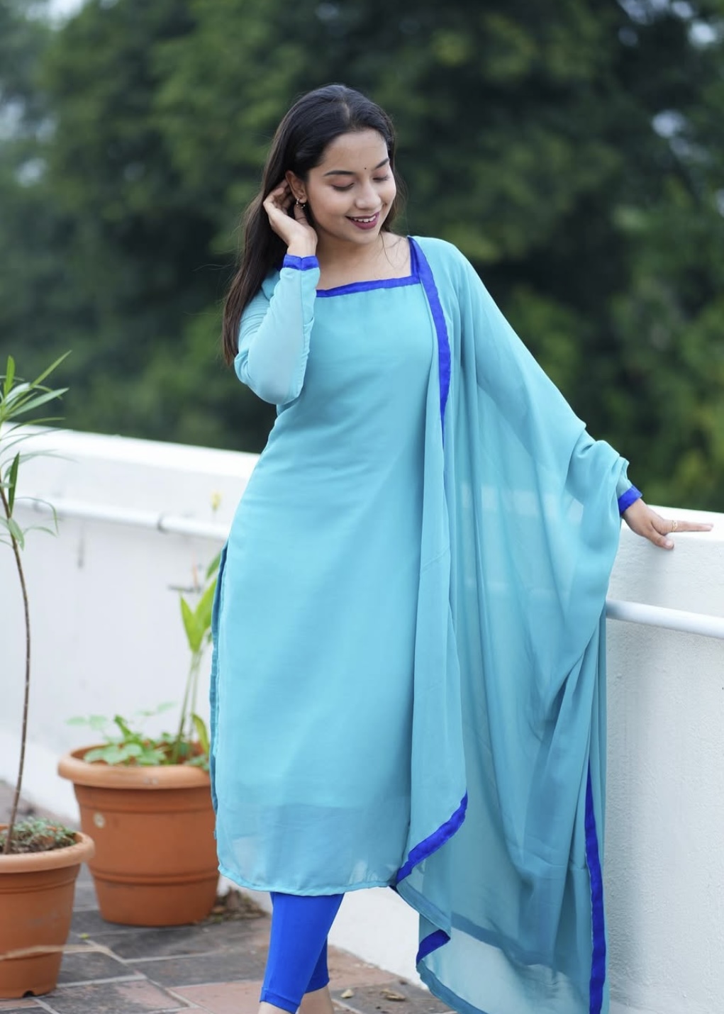 Lace georgette – Blue