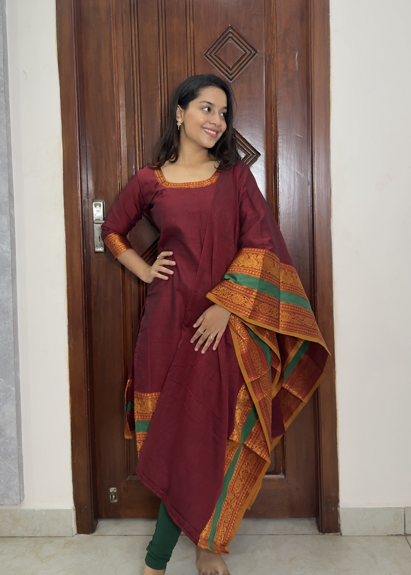 Kanchi Cotton Big Border- Red
